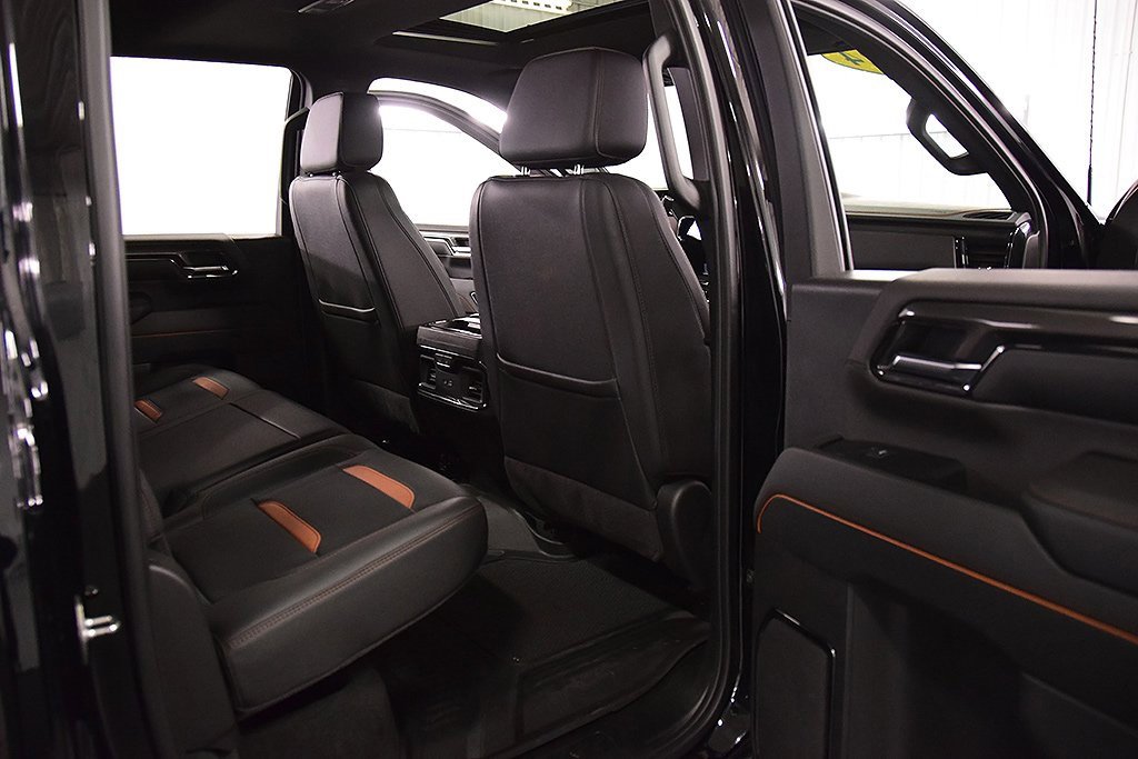 Used 2024 GMC Sierra 2500 AT4 w/ AT4 Premium Plus Package image 32