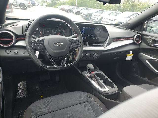 New 2026 Chevrolet Trax RS w/ Sunroof Package FWD image 10