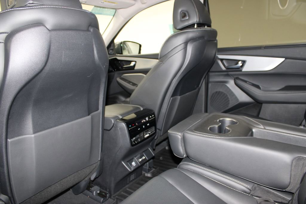 Used 2023 Acura MDX SH-AWD w/ Technology Package image 27