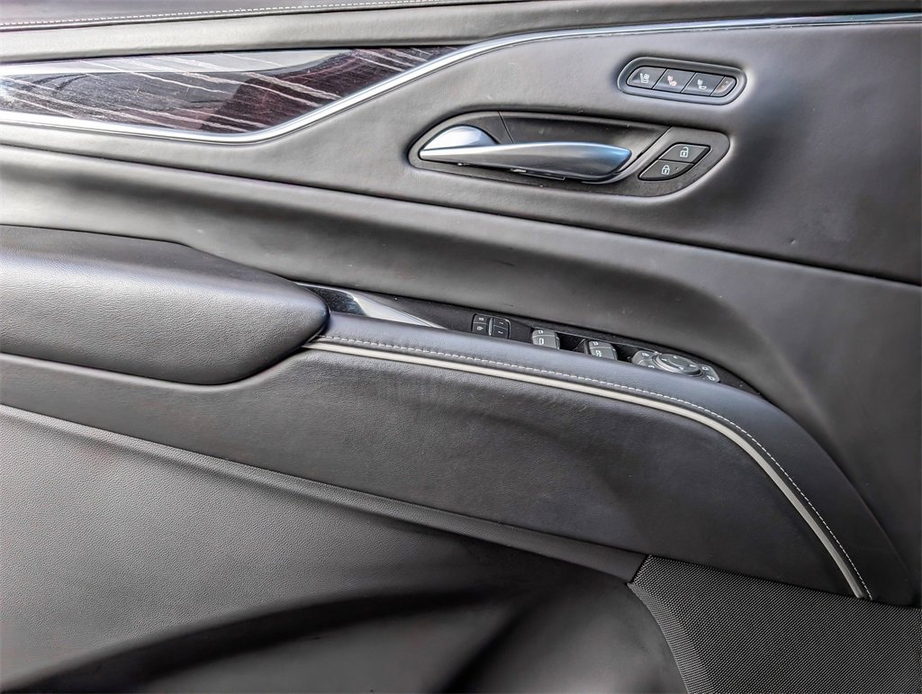 Used 2023 Cadillac Escalade V image 11