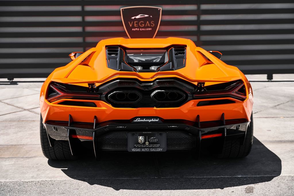 Used 2024 Lamborghini Revuelto AWD/4WD image 25