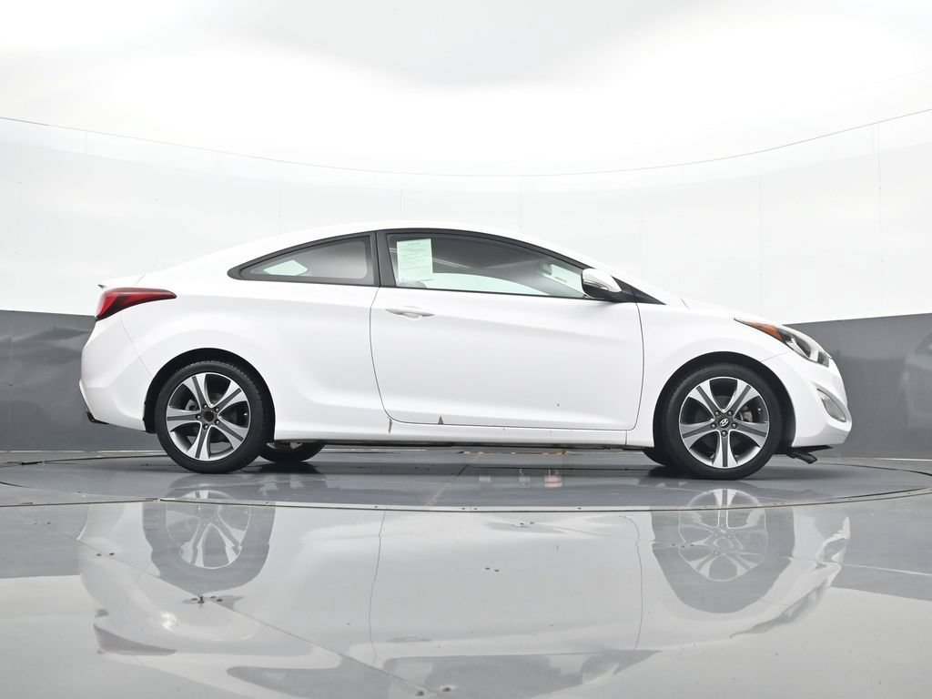 Used 2014 Hyundai Elantra FWD image 24