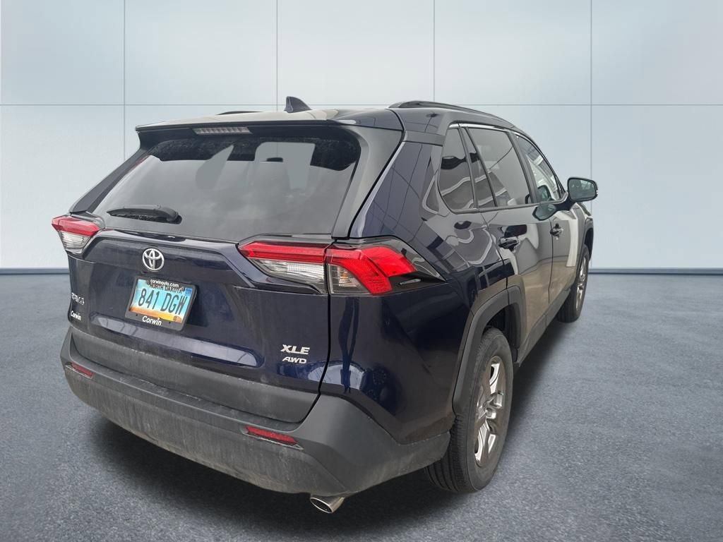 Used 2023 Toyota RAV4 XLE w/ XLE Grade Weather Package image 5