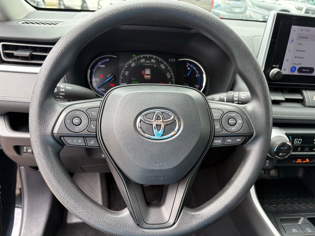 Used 2024 Toyota RAV4 XLE image 26