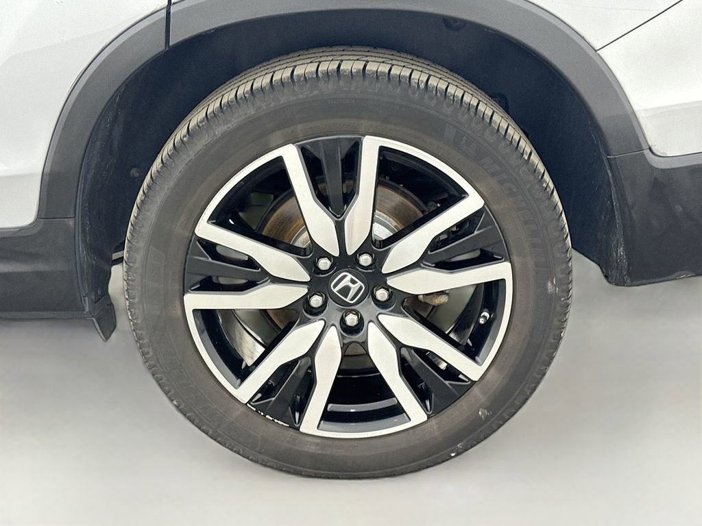 Used 2019 Honda Pilot Touring image 48