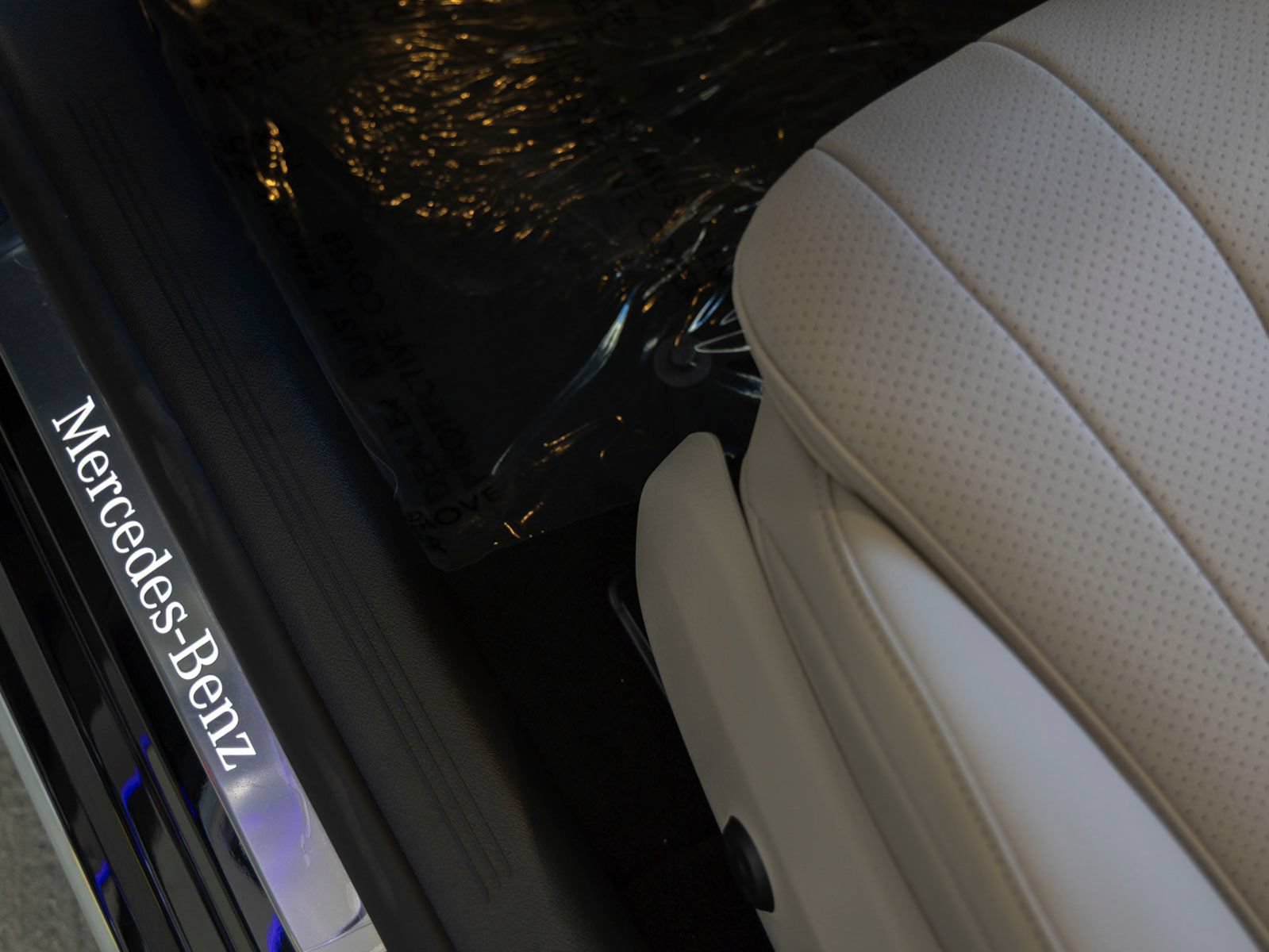 New 2027 Mercedes-Benz E 450 4MATIC Sedan image 14