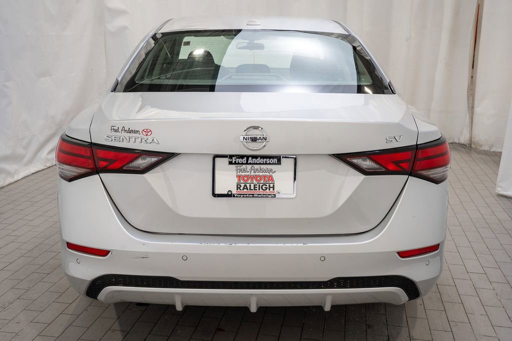 Used 2023 Nissan Sentra SV image 4