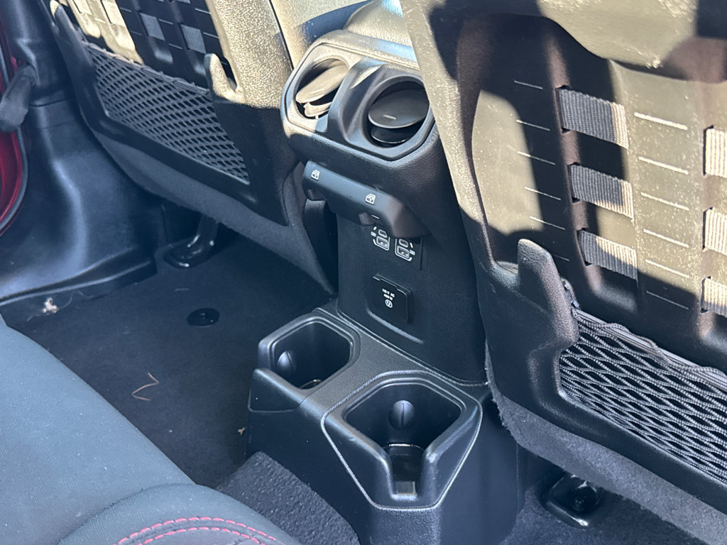 Used 2021 Jeep Gladiator Rubicon w/ Safety Group AWD/4WD image 18