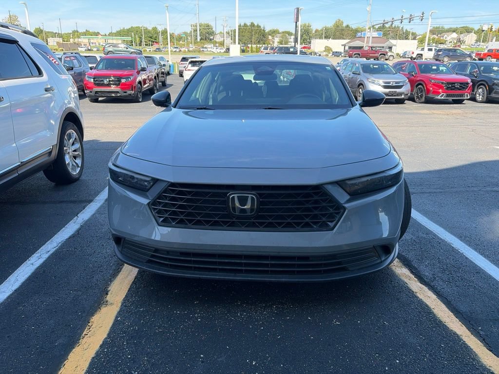 Used 2024 Honda Accord Sport image 4