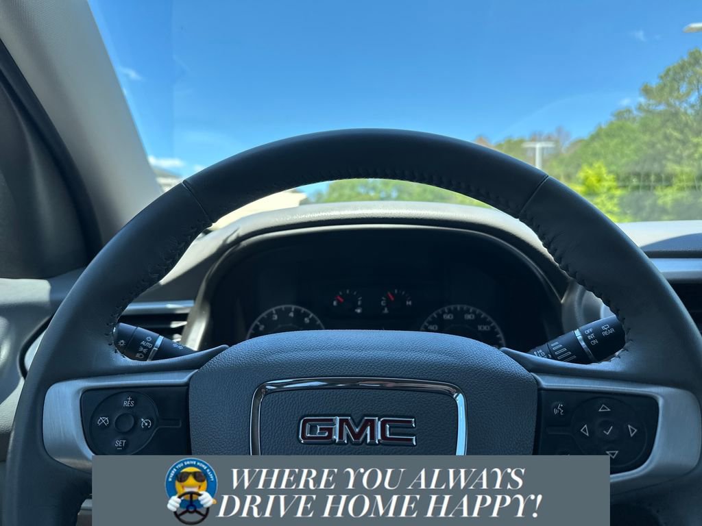 Used 2018 GMC Acadia SLE image 12