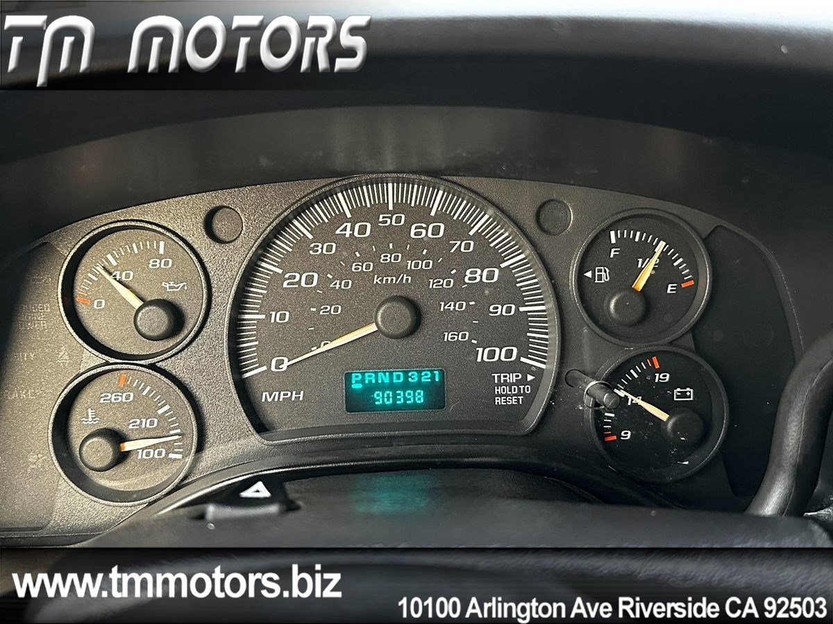 Used 2007 Chevrolet Express 2500 image 14