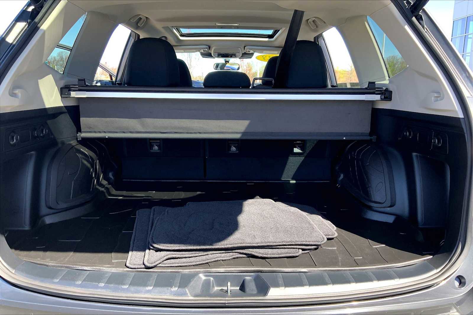Certified 2023 Subaru Forester Premium AWD/4WD image 35