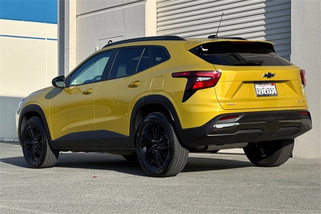 Used 2025 Chevrolet Trax ACTIV w/ Driver Confidence Package image 6