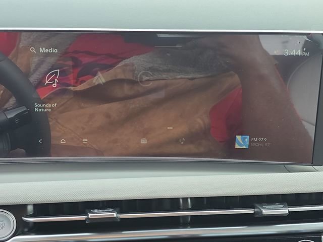 New 2025 Hyundai Tucson Limited image 32