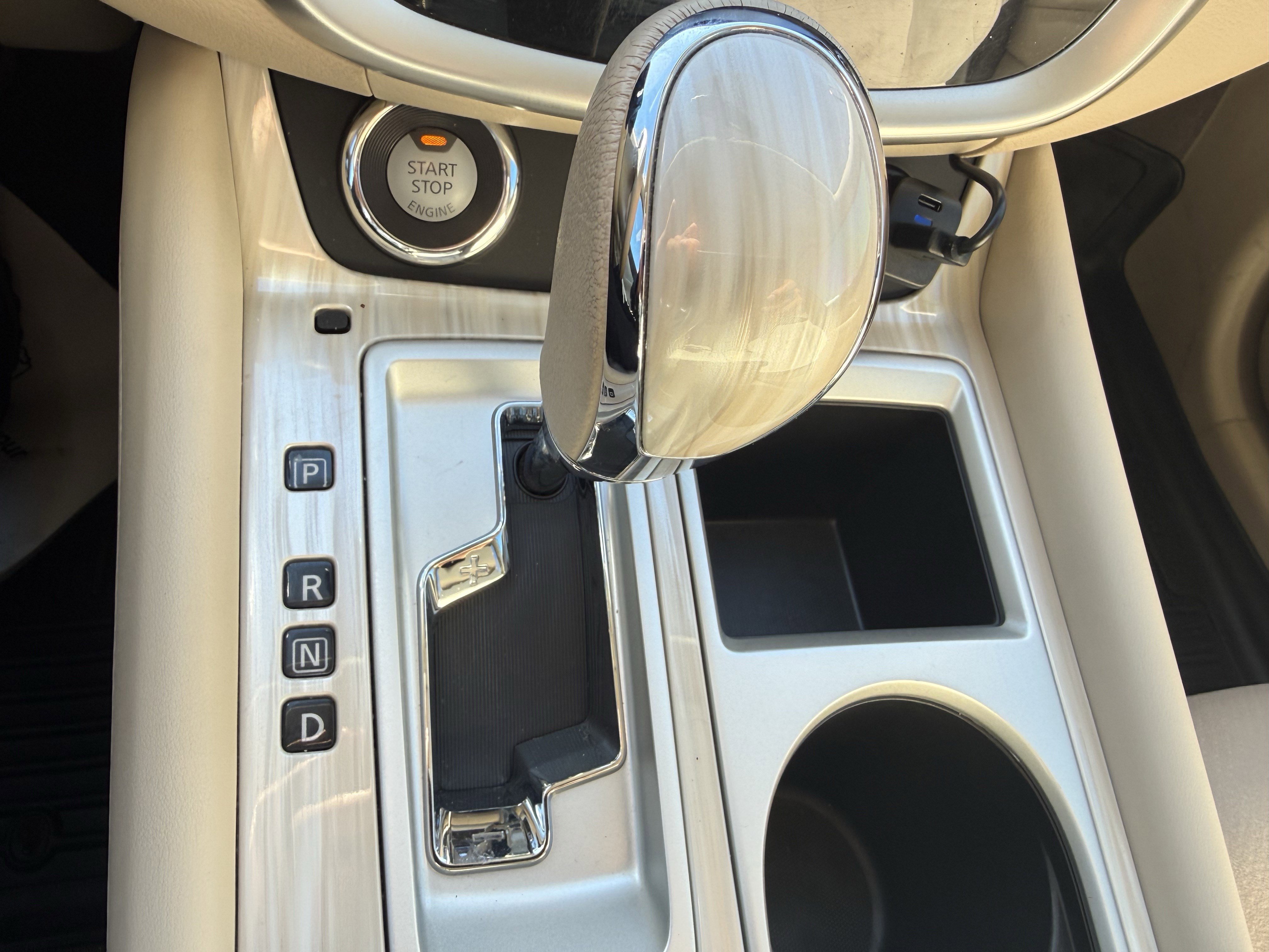 Used 2018 Nissan Murano SV image 28