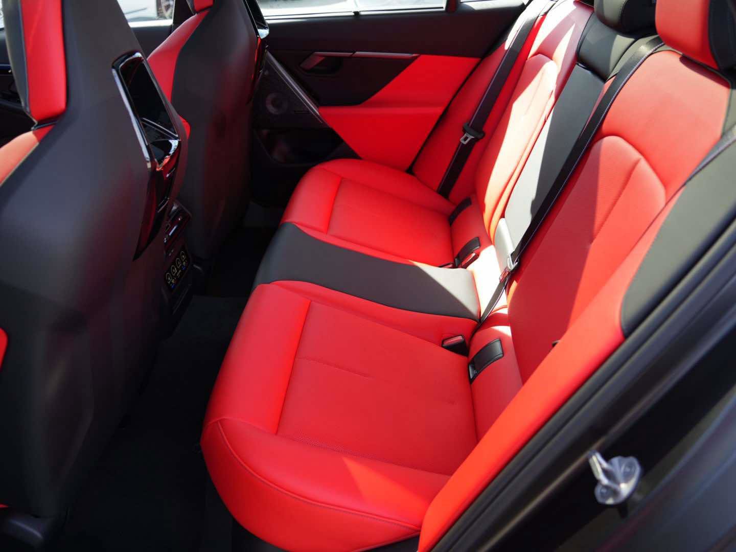 New 2026 BMW M5 Touring image 22