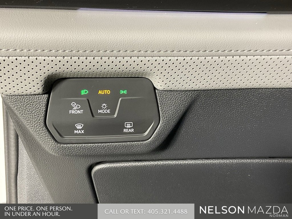 Used 2024 Volkswagen Atlas Peak Edition SEL image 43