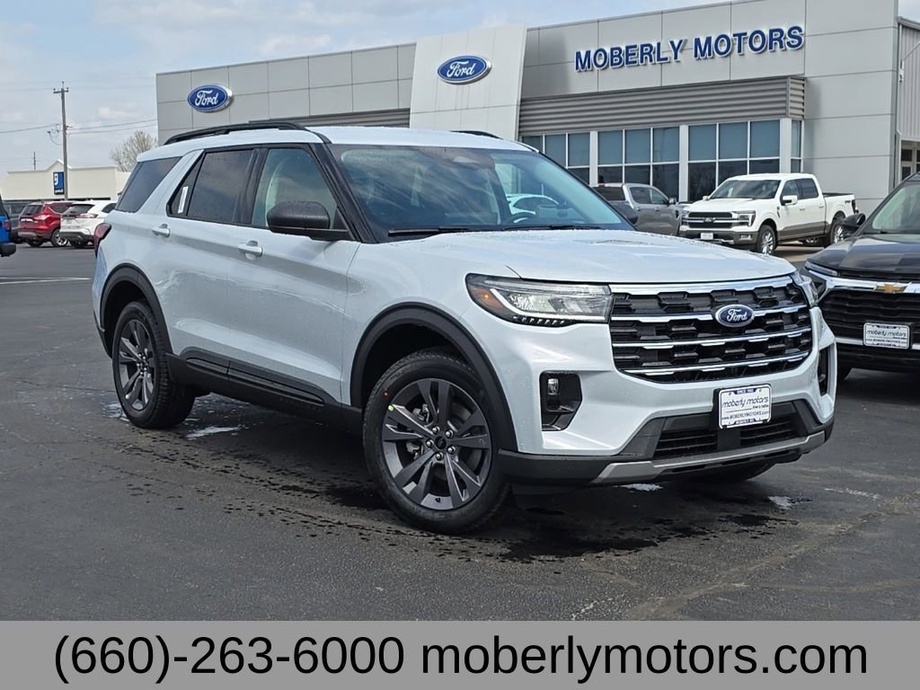 New 2026 Ford Explorer Active image 1