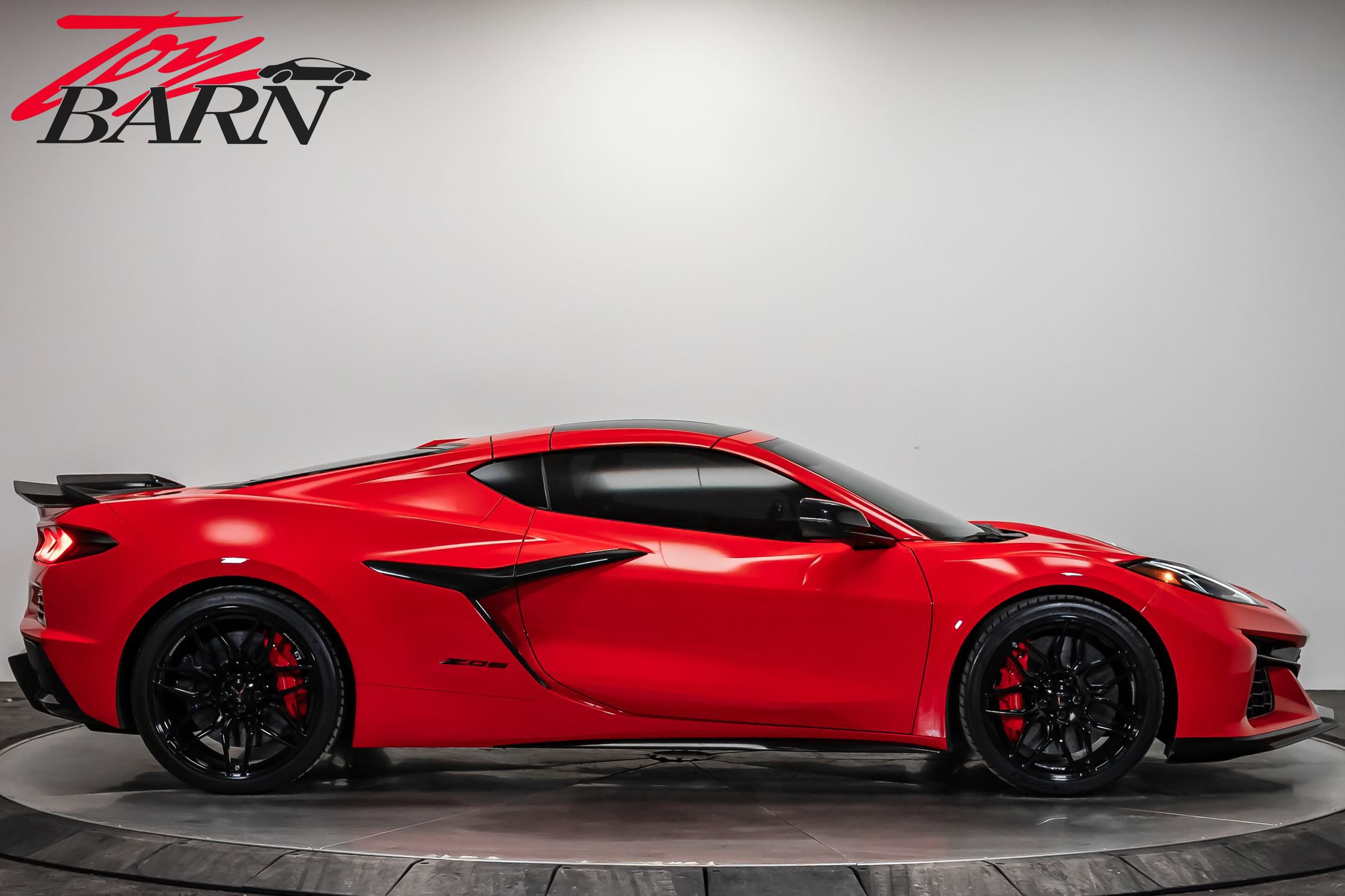 Used 2024 Chevrolet Corvette Z06 w/ Stealth Interior Trim Package image 14