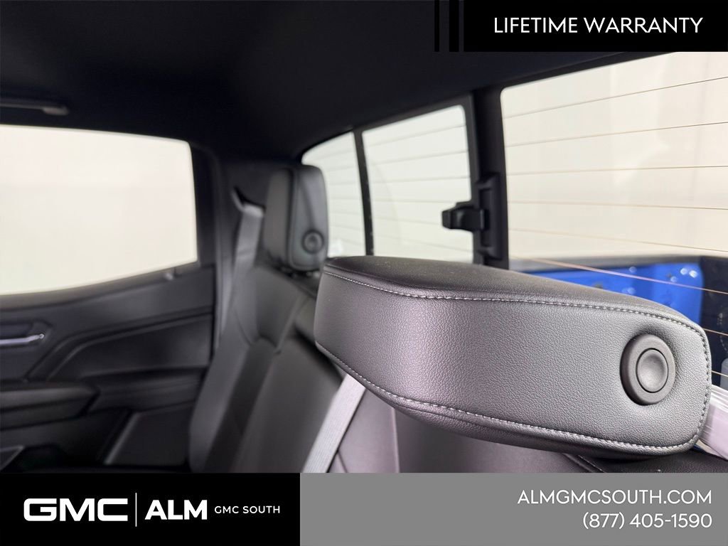 New 2026 GMC Canyon Elevation w/ Convenience Package image 24