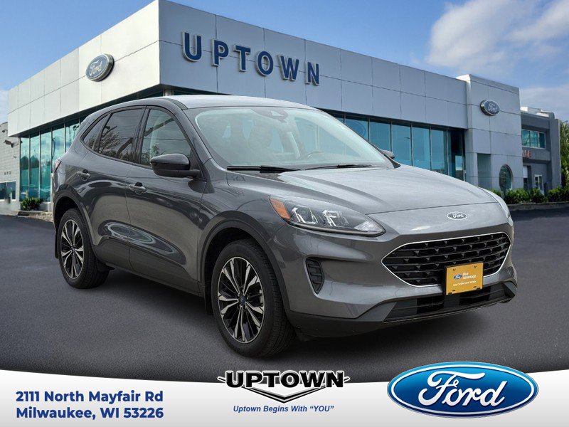 Certified 2022 Ford Escape SE w/ SE Sport Appearance Package AWD/4WD image 1