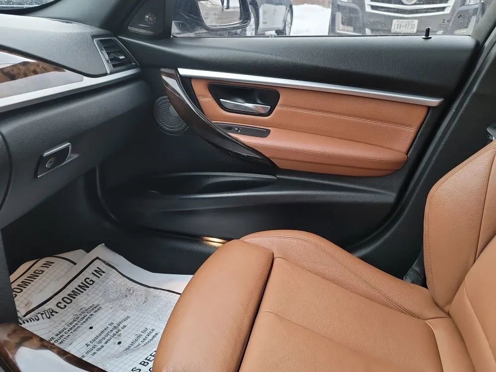 Used 2017 BMW 340i xDrive 340i xDrive Sedan 4D image 17