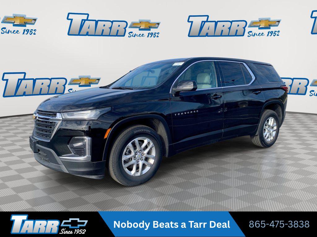Used 2023 Chevrolet Traverse LS image 1