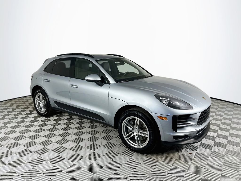Used 2020 Porsche Macan AWD/4WD image 1
