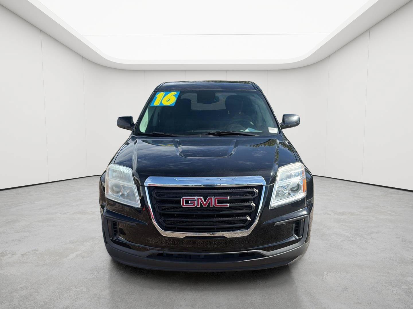 Used 2016 GMC Terrain SLE FWD image 2