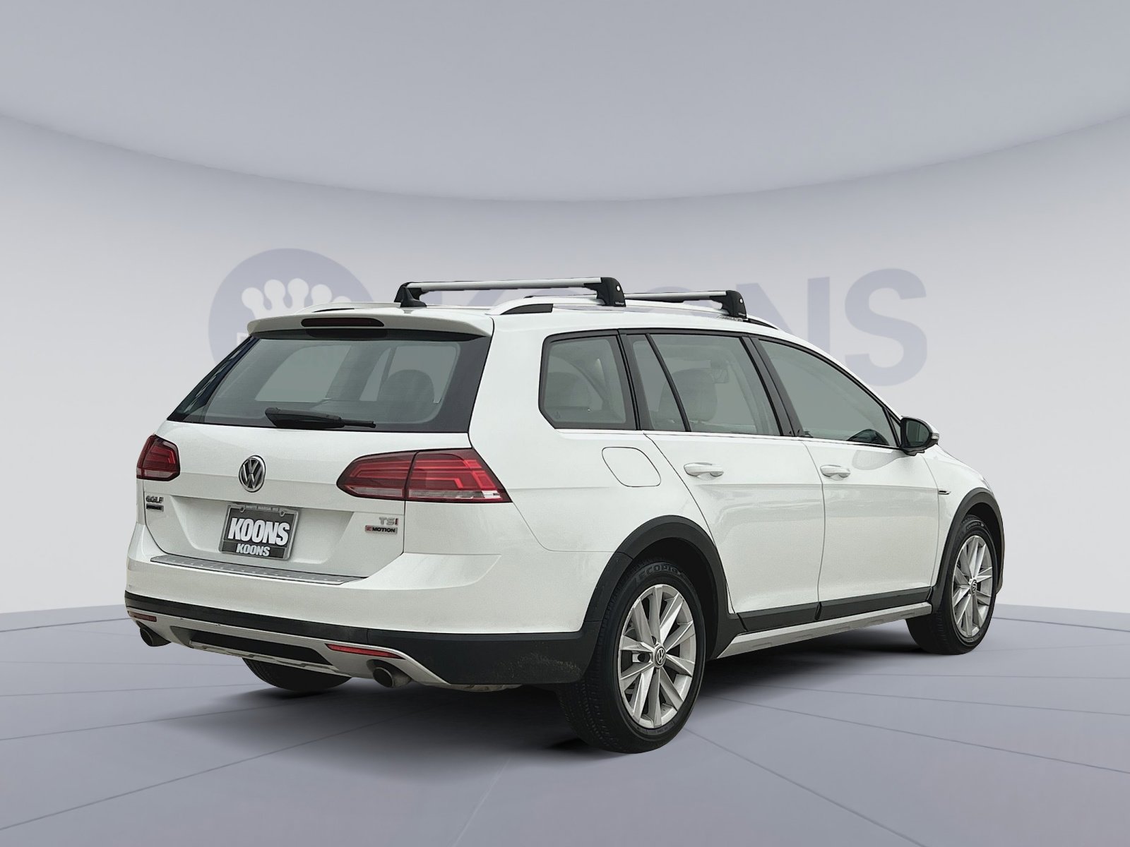 Used 2018 Volkswagen Golf Alltrack SE image 7