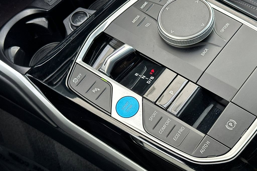 Used 2023 BMW i4 eDrive35 image 23