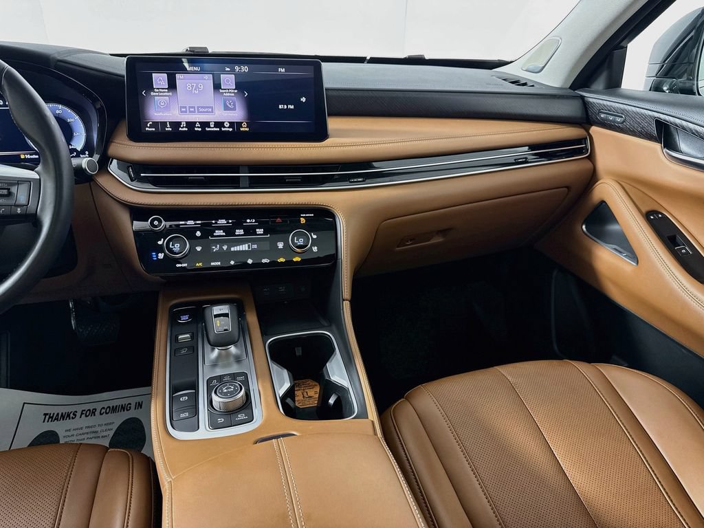 Certified 2023 INFINITI QX60 Sensory w/ Cargo Package AWD/4WD image 32