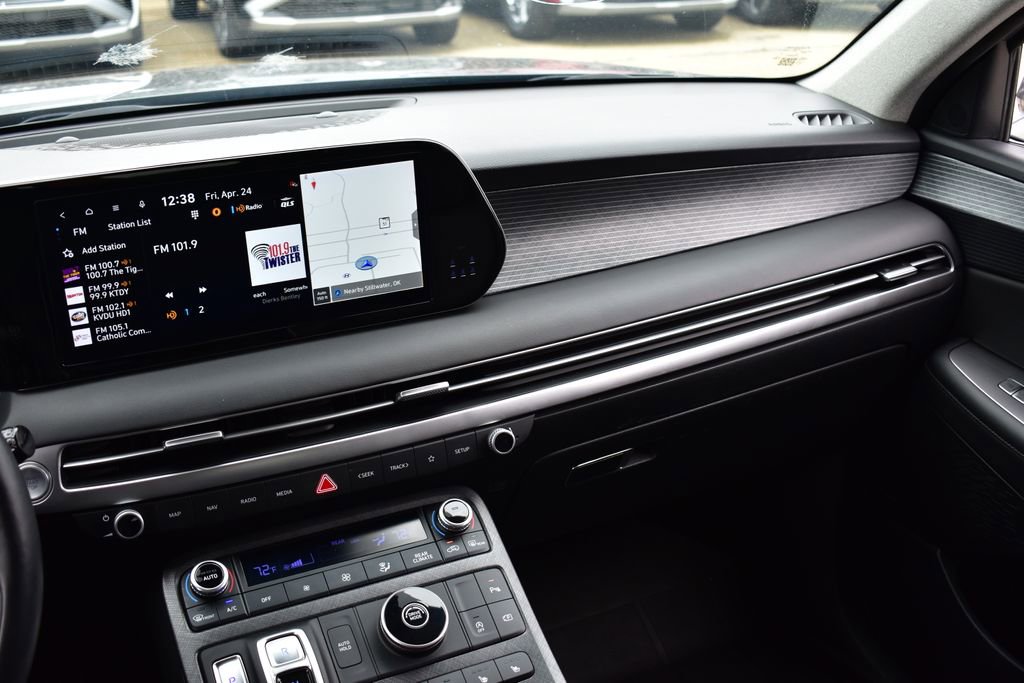 Used 2023 Hyundai Palisade Limited FWD image 38