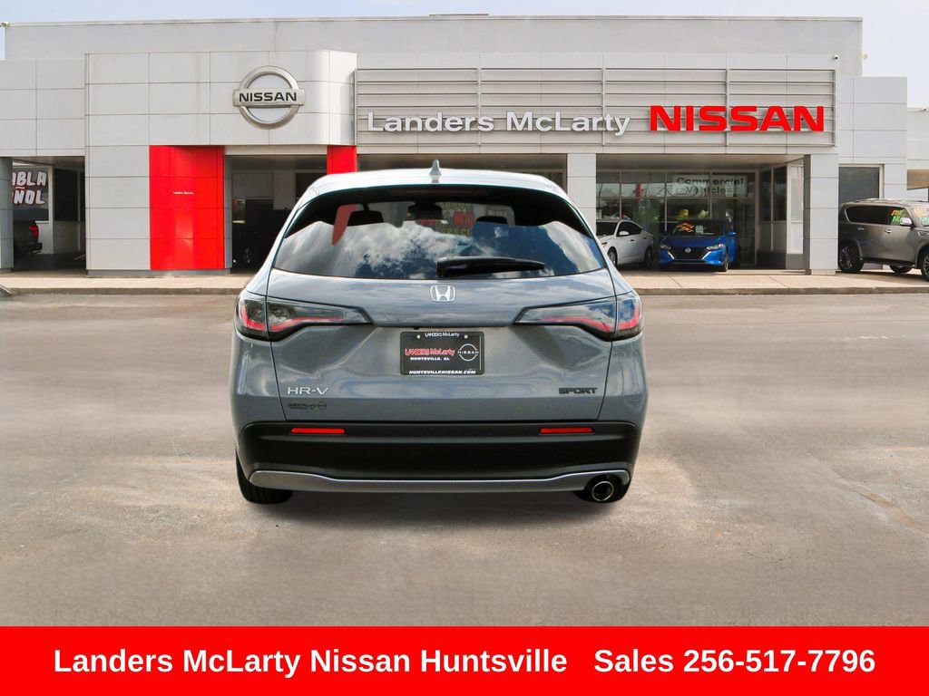 Used 2025 Honda HR-V Sport image 5
