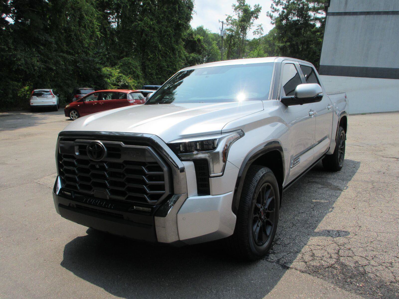 Used 2025 Toyota Tundra Platinum w/ TRD Off-Road Package AWD/4WD image 1