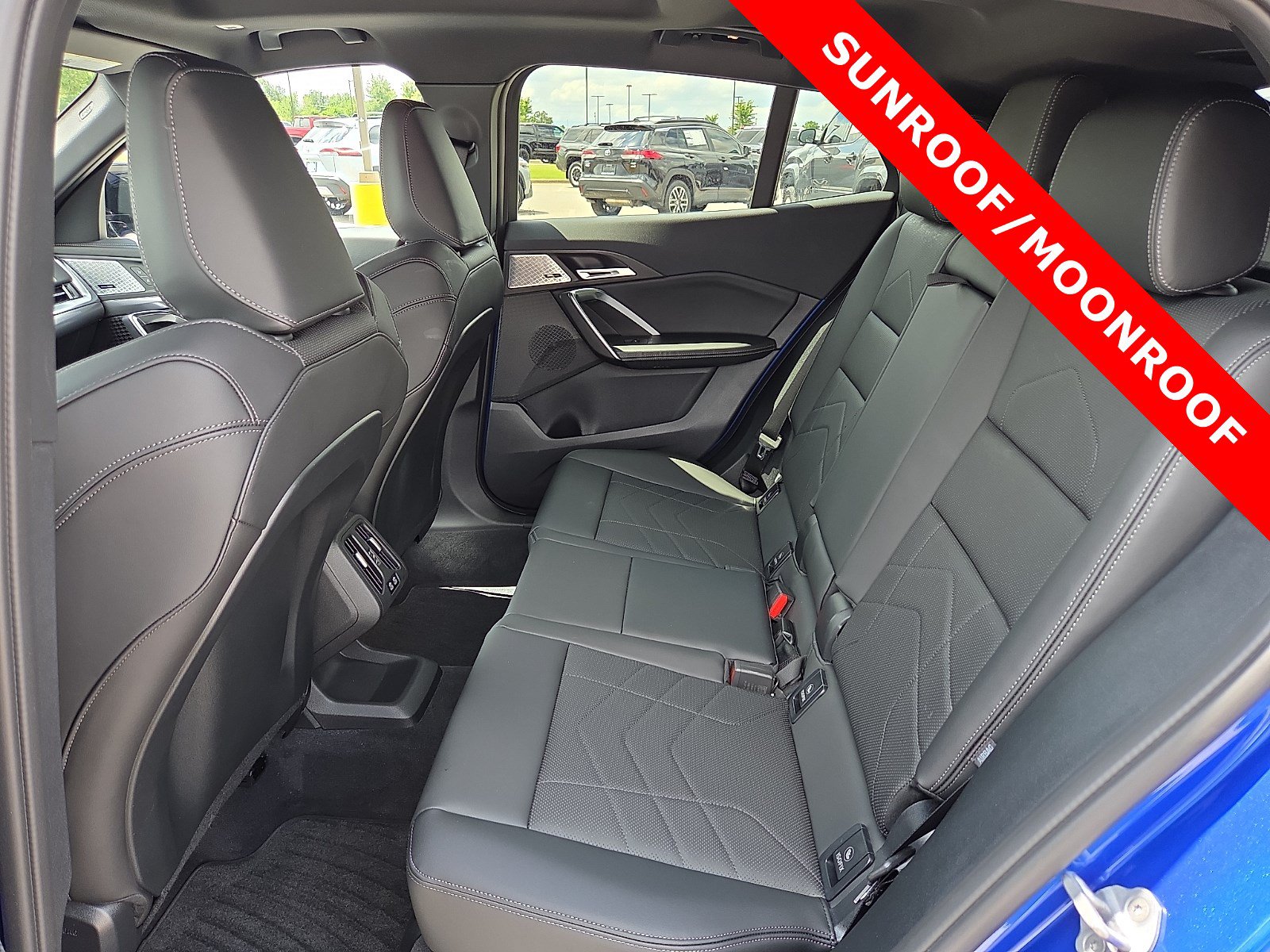 Used 2025 BMW X2 M35i AWD/4WD image 10