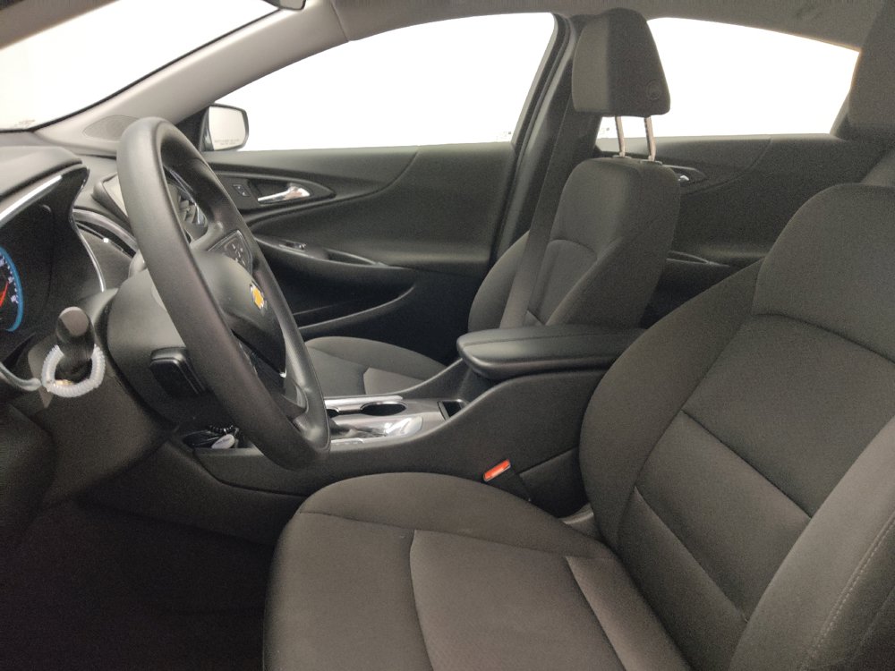 Used 2021 Chevrolet Malibu LT FWD image 17