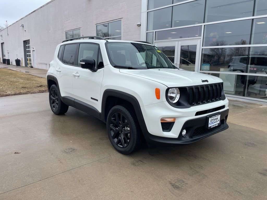 Used 2023 Jeep Renegade Altitude w/ Sun/Sound Group AWD/4WD image 1