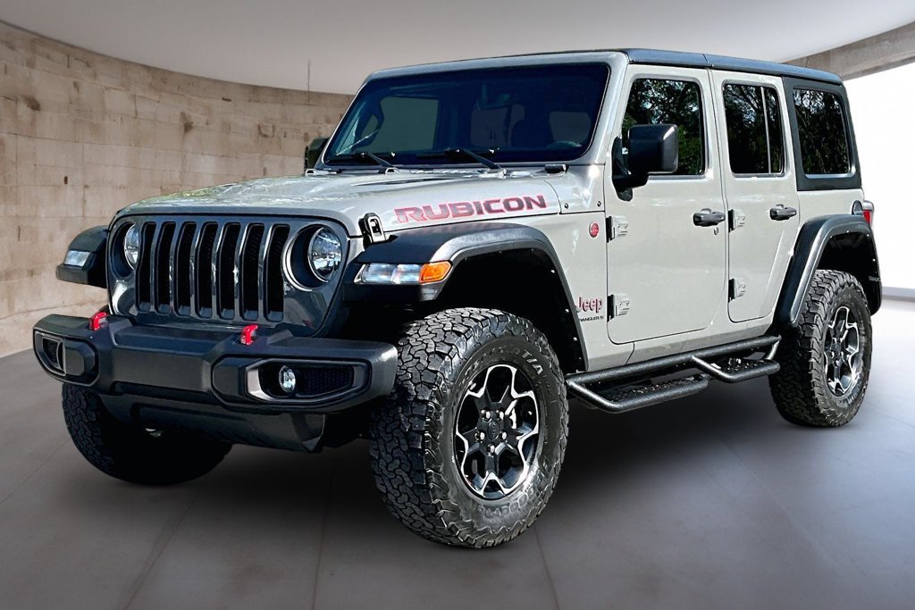 Used 2023 Jeep Wrangler Unlimited Rubicon w/ Cold Weather Group AWD/4WD image 13