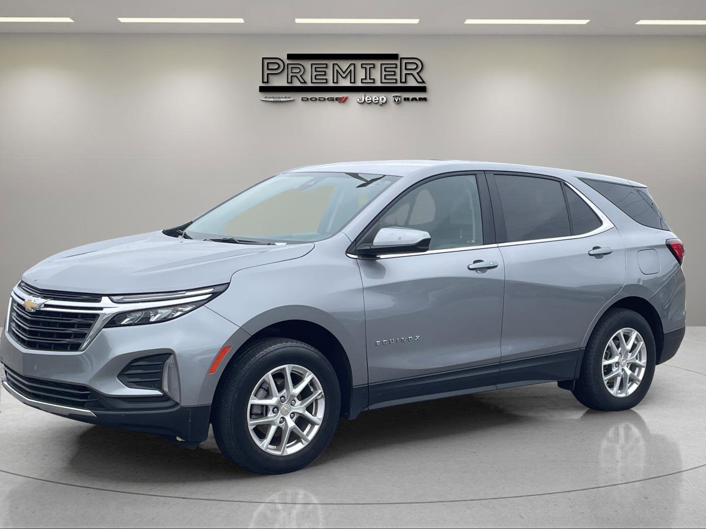 Used 2024 Chevrolet Equinox LT