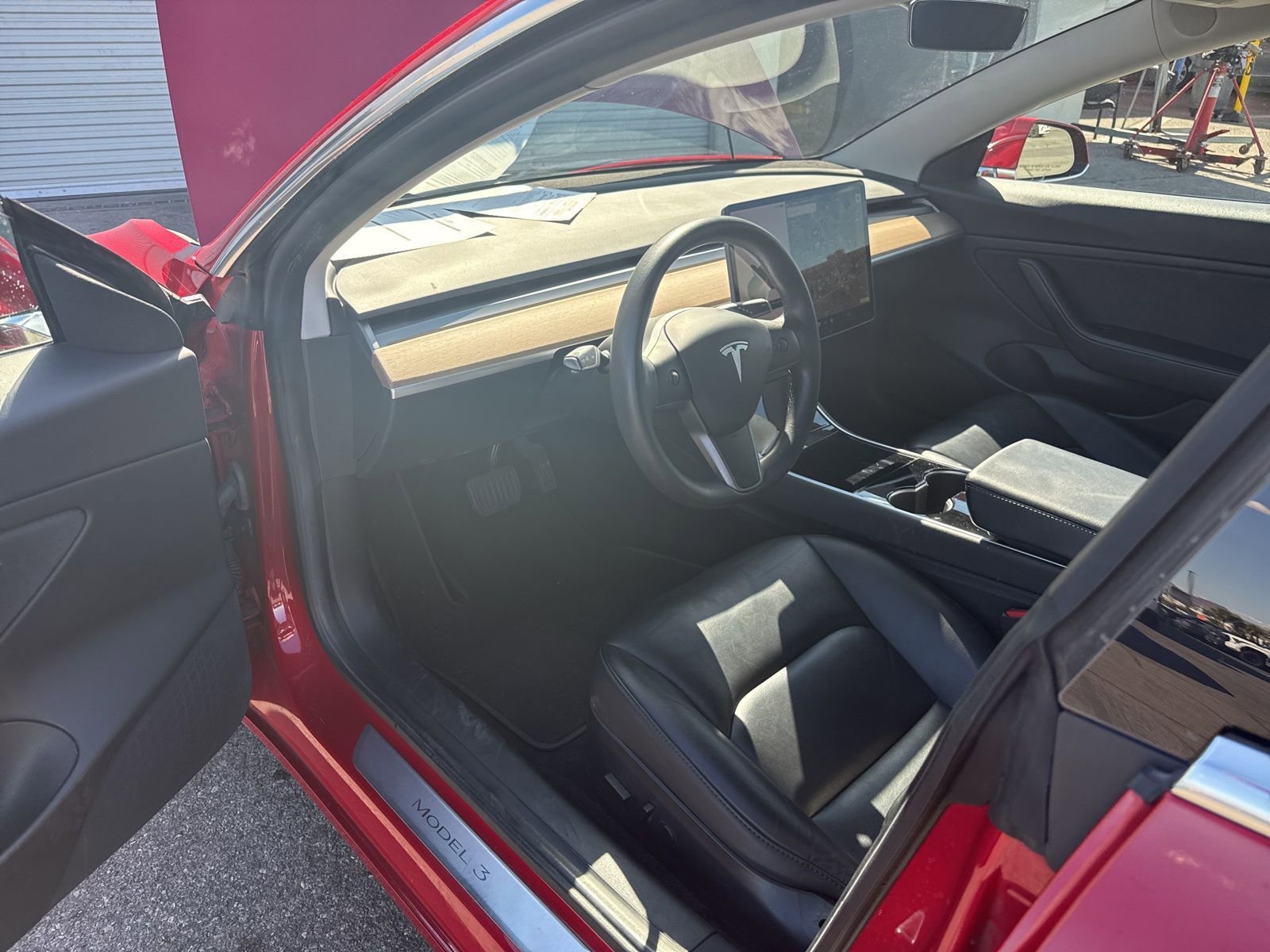 Used 2020 Tesla Model 3 Long Range image 9
