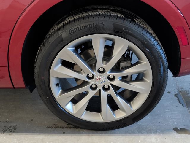 Used 2023 Buick Envision Avenir image 41