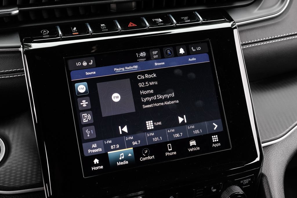 Used 2023 Jeep Grand Cherokee Altitude AWD/4WD image 6