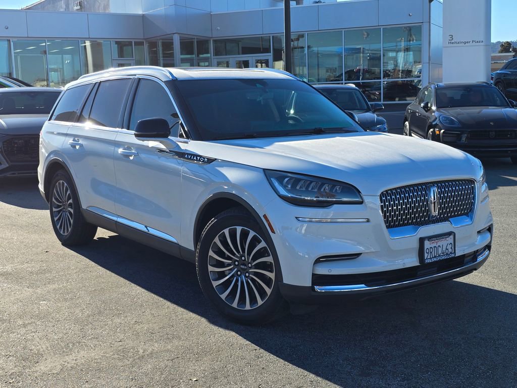 Used 2024 Lincoln Aviator Reserve w/ Class IV Trailer Tow Package image 1