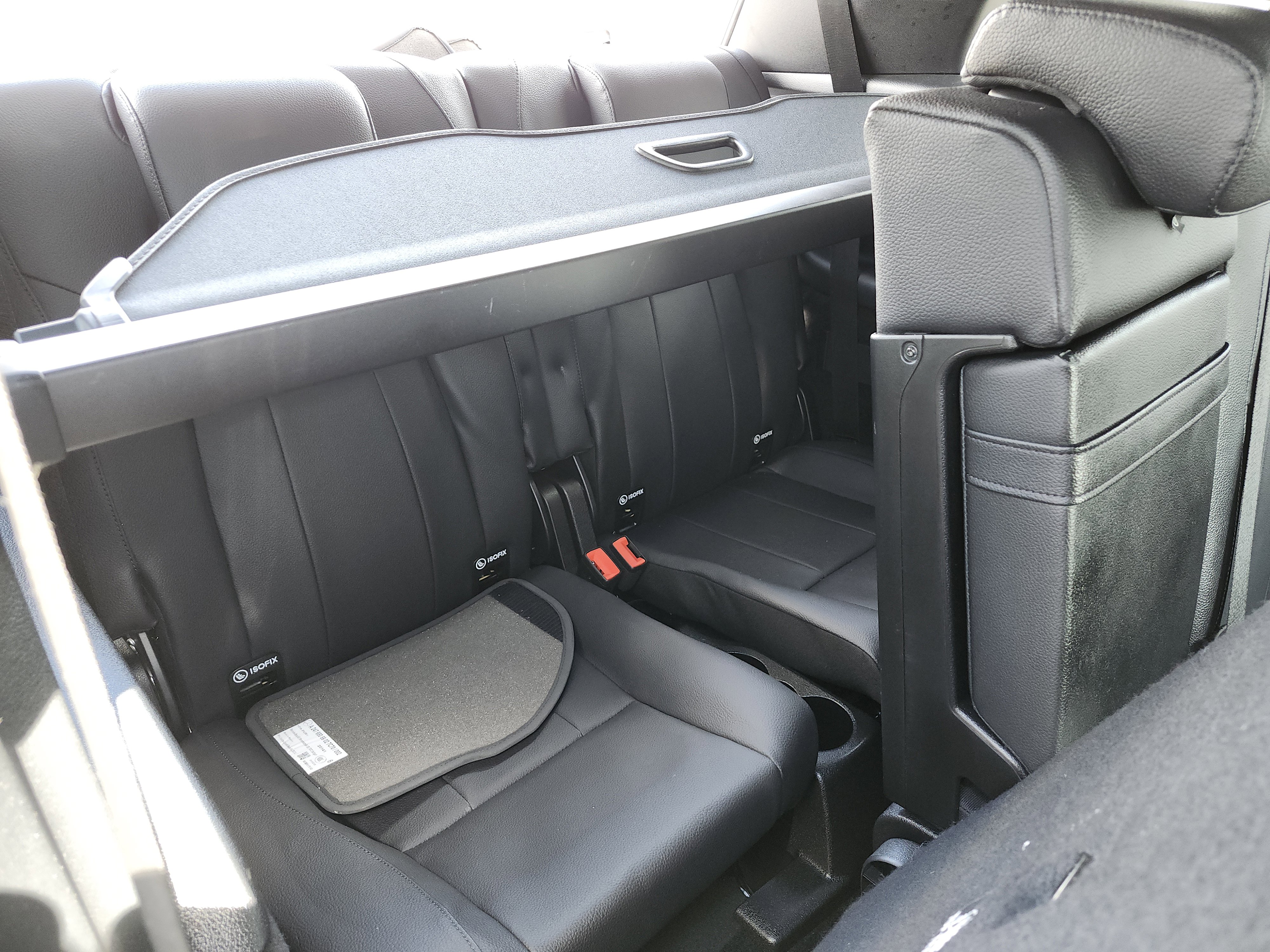 Used 2020 Mercedes-Benz GLB 250 4MATIC w/ Premium Package image 22