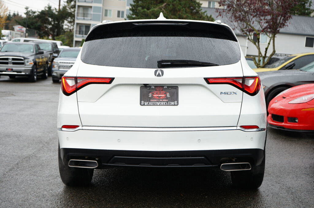 Used 2022 Acura MDX SH-AWD w/ Advance Package image 4