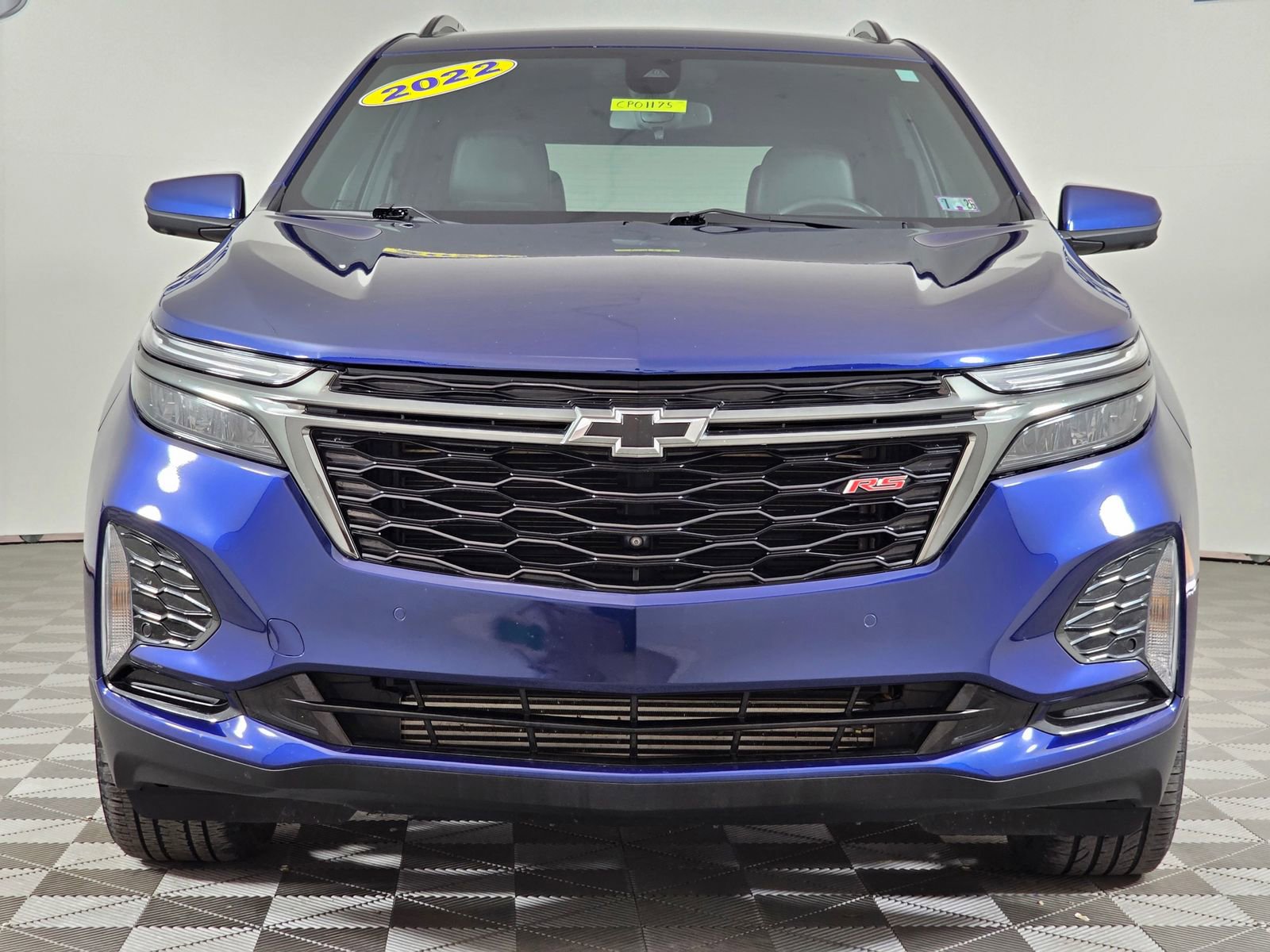 Used 2022 Chevrolet Equinox RS w/ Infotainment Package image 12