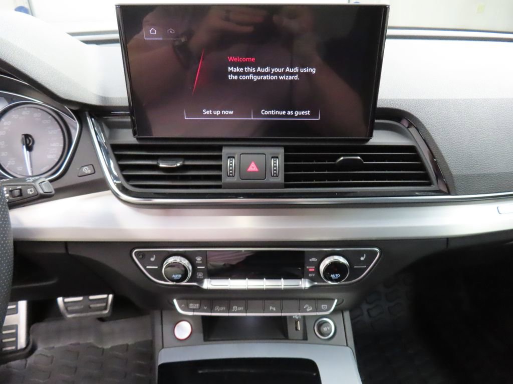 Used 2021 Audi SQ5 Premium w/ Convenience Package AWD/4WD image 17