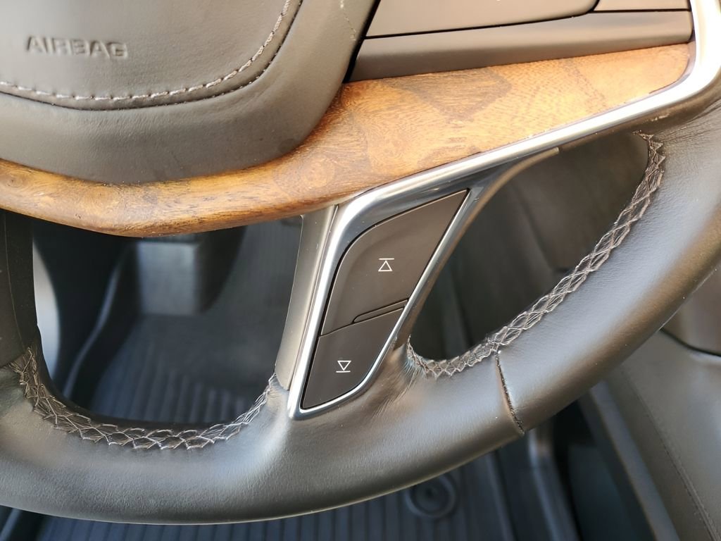 Used 2020 Cadillac XT5 Premium Luxury w/ Platinum Package image 31