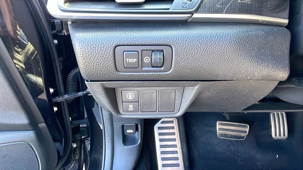 Used 2018 Honda Accord Sport image 27